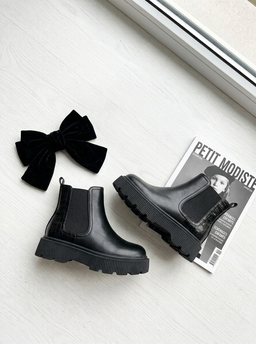 Bottines Chelsea Noires à Semelle Crantée Enfant